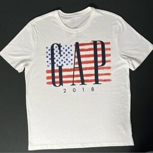 Gap Graphic Tee  XL White  Short Sleeve USA 2018 American Flag Cotton